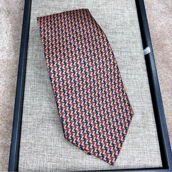 BRITCHES OF GEORGETOWNE MEN'S SILK TIE - Picture 1 of 3